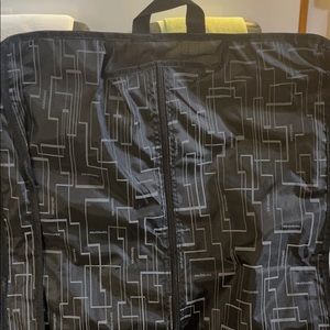 Samsonite  carry handle garment bag